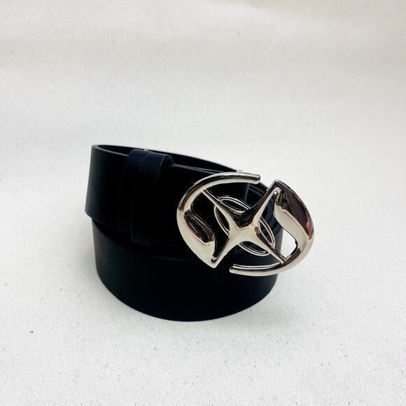 y2k 2000s chrome star futuristic cross emblem black and sliver grunge emo belt - Picture 4 of 5